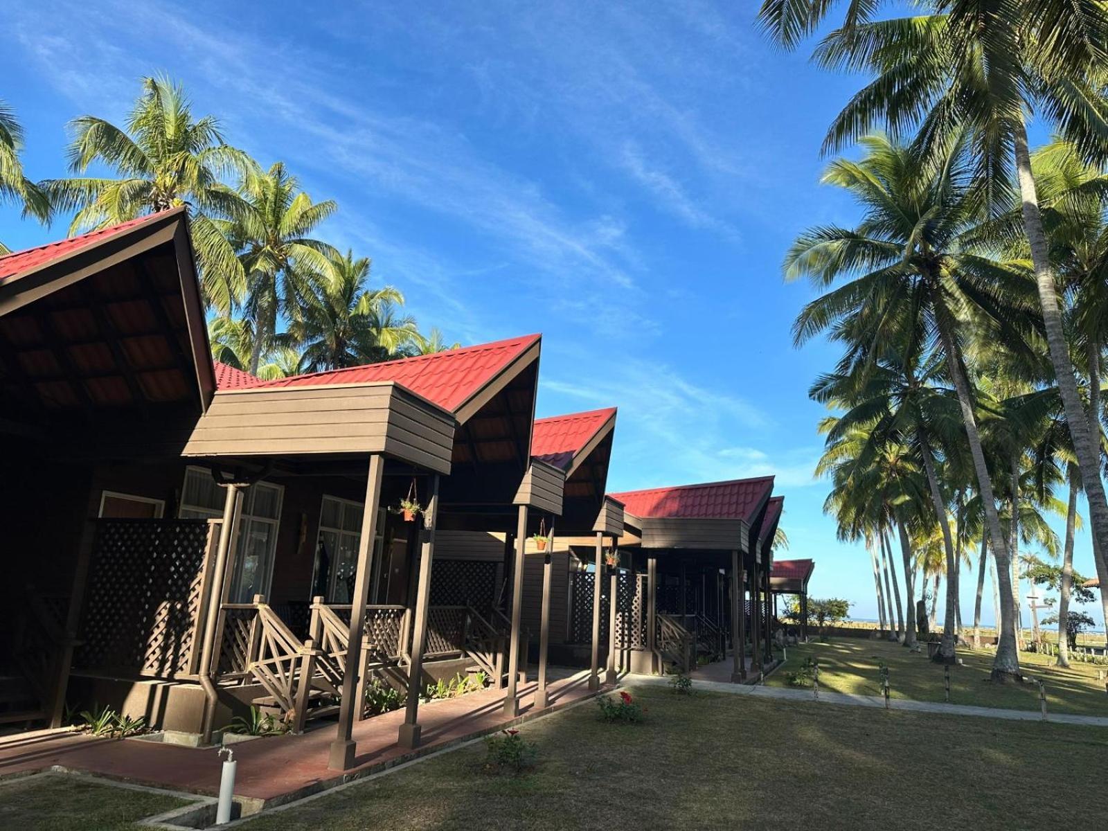 Borneo Beach & Mangrove Resort Tuaran Luaran gambar